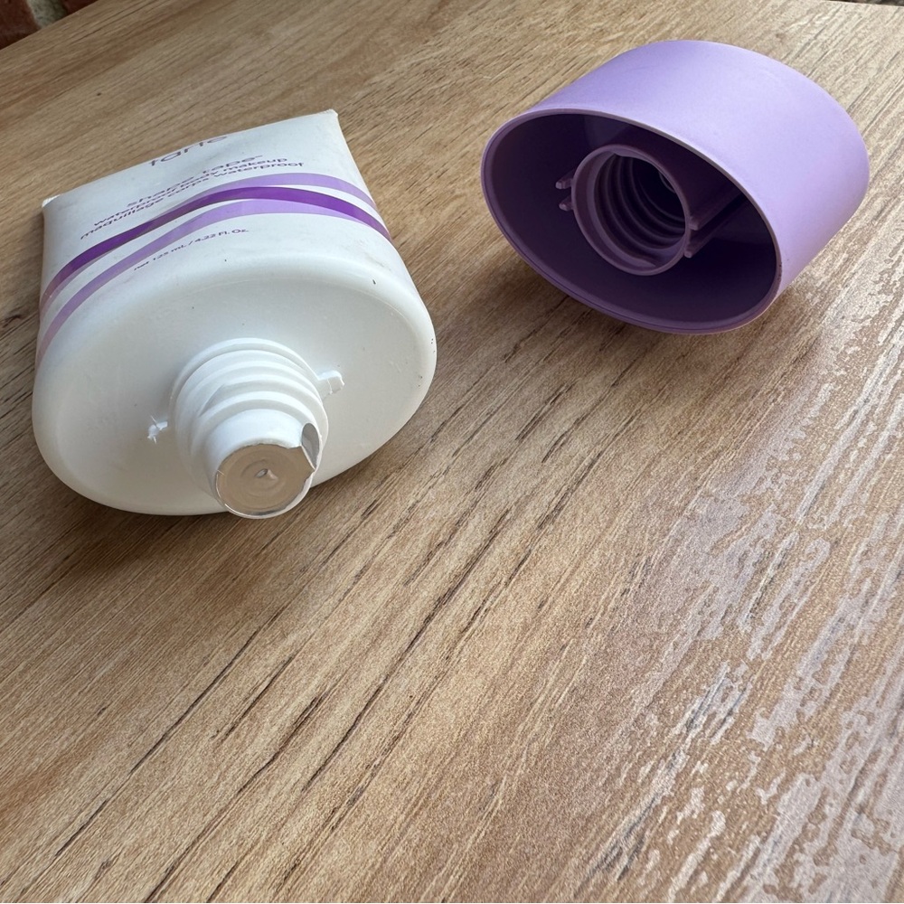 NWT Tarte Shape Tape Waterproof Body Makeup - Picture 3 of 4